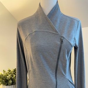 Grey lululemon define jacket with zipper to the side